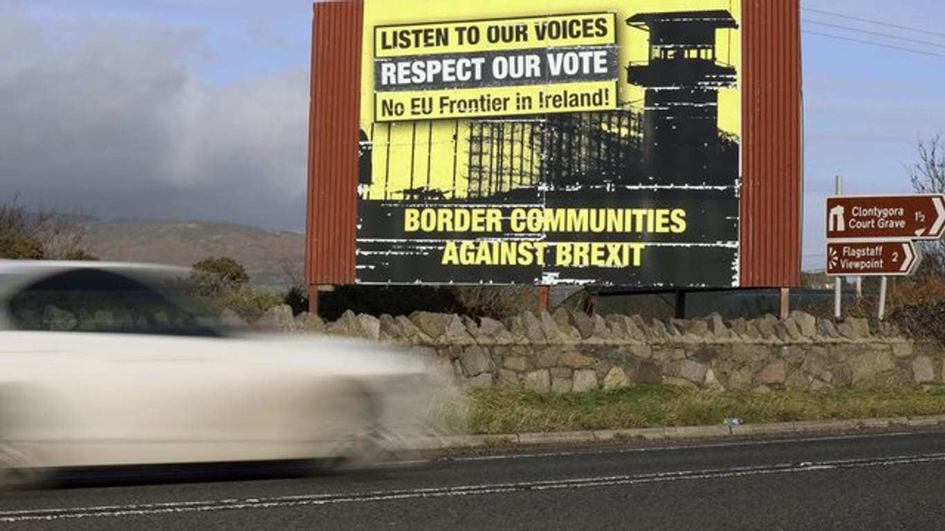 Protest gegen eine mögliche EU-Außengrenze im nordirischen Newry.