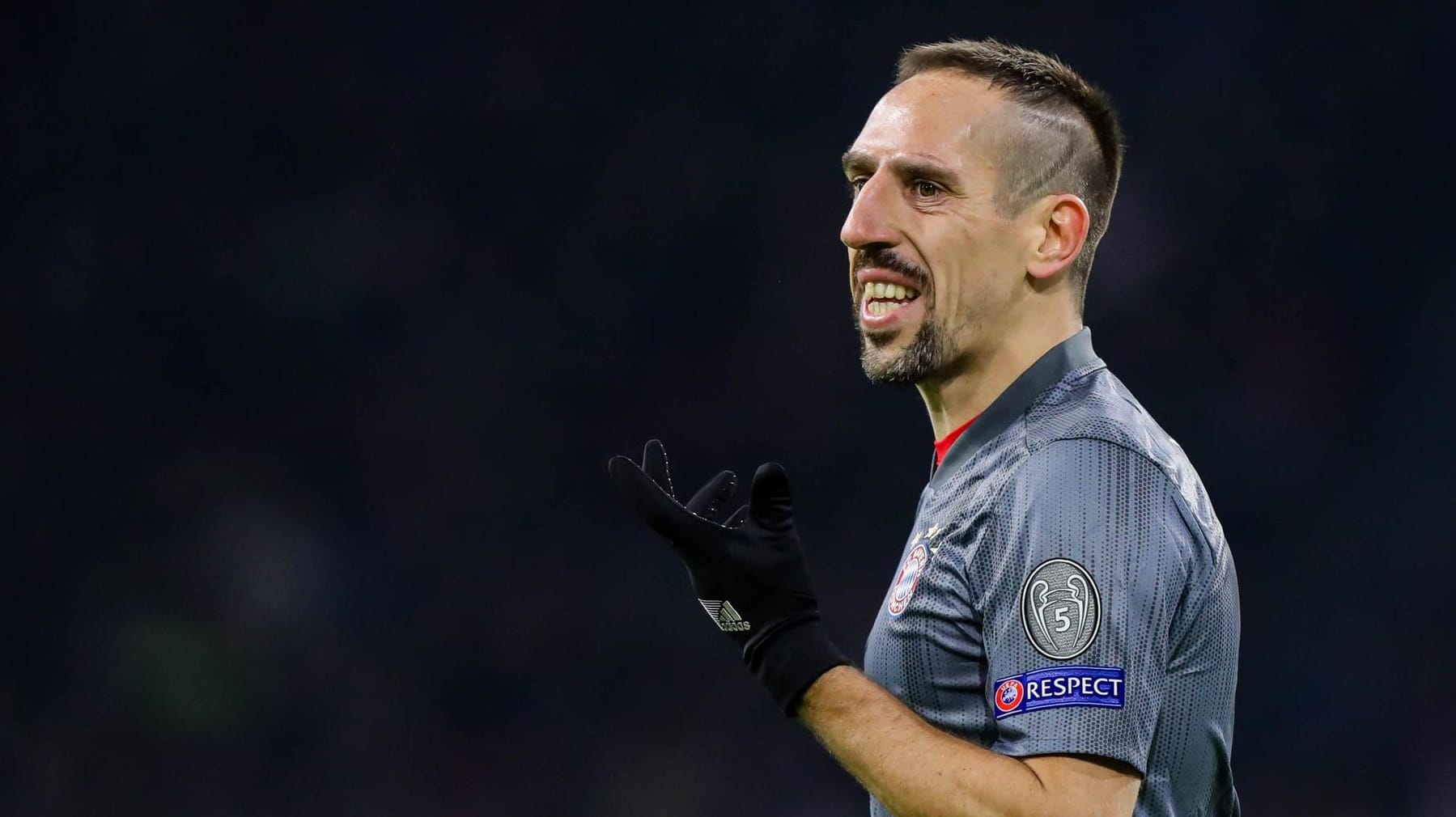 Franck Ribery: Der Fußballer wollte eigentlich nur ein Steak genießen.