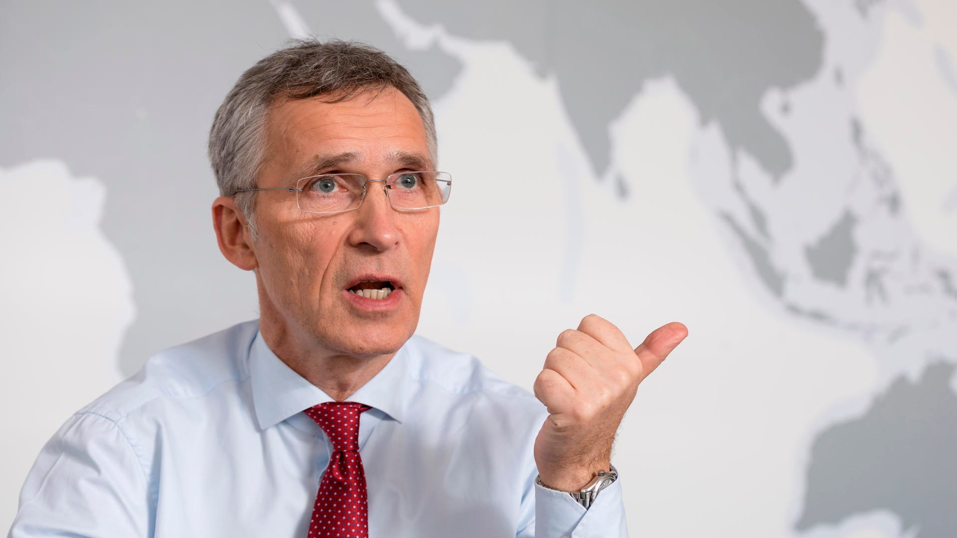 Jens Stoltenberg: Der Generalsekretär der NATO betonte, dass er weiter auf den Dialog mit Moskau setze. Jens Stoltenberg: Der Generalsekretär der NATO betonte, dass er weiter auf den Dialog mit Moskau setze.