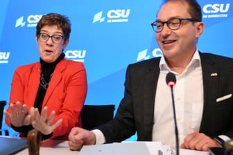 Annegret Kramp-Karrenabuer und Alexander Dobrindt: Die CDU-Vorsitzende war bei der Klausurtagung der CSU-Landesgruppe in Seeon zu Gast.