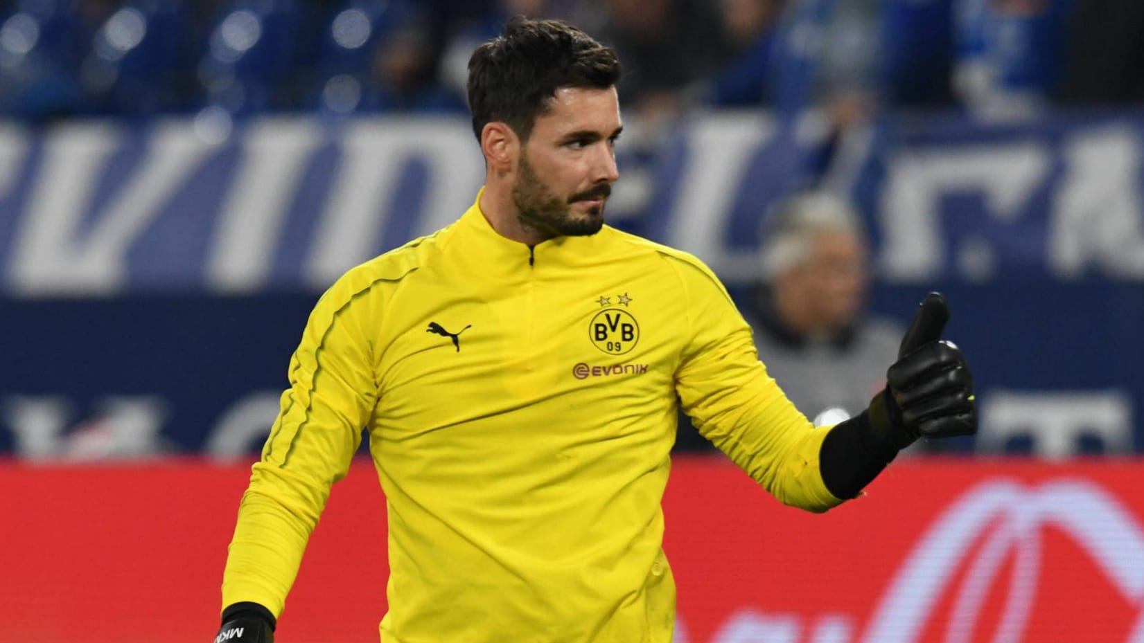 Fokus auf den BVB: Roman Bürki will sich vorerst auf seine Aufgabe im Dortmunder Tor konzentrieren. Fokus auf den BVB: Roman Bürki will sich vorerst auf seine Aufgabe im Dortmunder Tor konzentrieren.