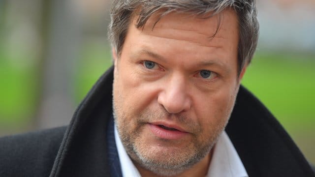 Robert Habeck ist Bundesvorsitzender von Bündnis 90/Die Grünen.