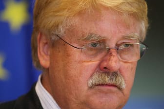 Elmar Brok: Der derzeite Brexit-Beauftragte der EVP-Fraktion sitzt seit 1980 im Europaparlament und ist somit dessen dienstältester Abgeordneter. (Archivbild)