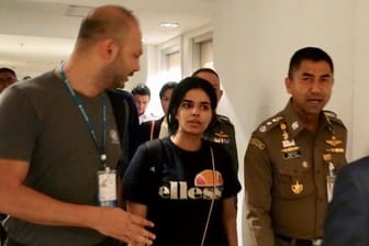Rahaf al-Kunun: Die 18-Jährige flüchtete vor ihrer Familie aus Saudi-Arabien und wartet nun in Thailand auf die Ausreise in ein Drittland. Der Fall sorgt international für Aufsehen.