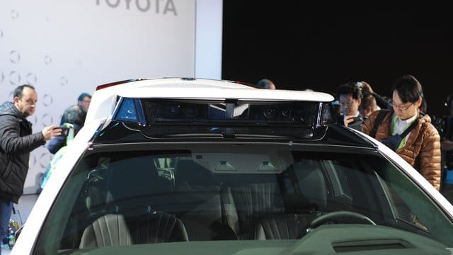 Toyotas Testauto für die Entwicklung von Fahrassistenz- und Roboterwagen. Toyotas Testauto für die Entwicklung von Fahrassistenz- und Roboterwagen.