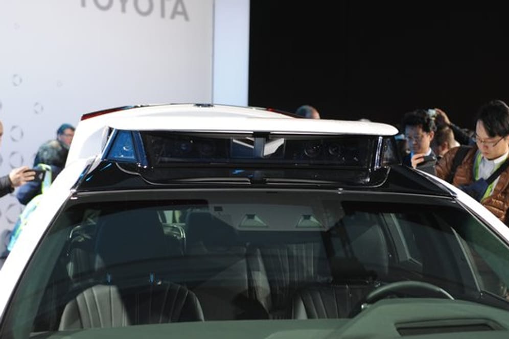Toyotas Testauto für die Entwicklung von Fahrassistenz- und Roboterwagen.
