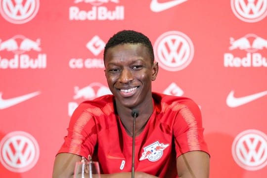 Der verletzte Neu-Leipziger Amadou Haidara sieht sich auf einem guten Weg.
