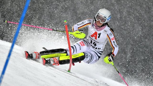 Fuhr im Schneetreiben von Flachau auf Platz sechs: Christina Geiger. Fuhr im Schneetreiben von Flachau auf Platz sechs: Christina Geiger.