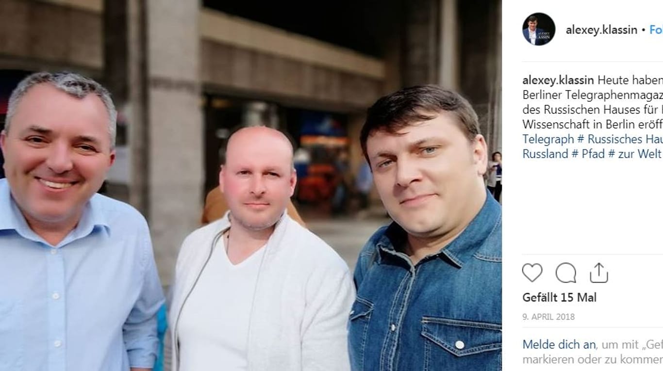 "Redaktionsausschuss": Alexander Boyko (Mitte) mit den Krim-Fahrern