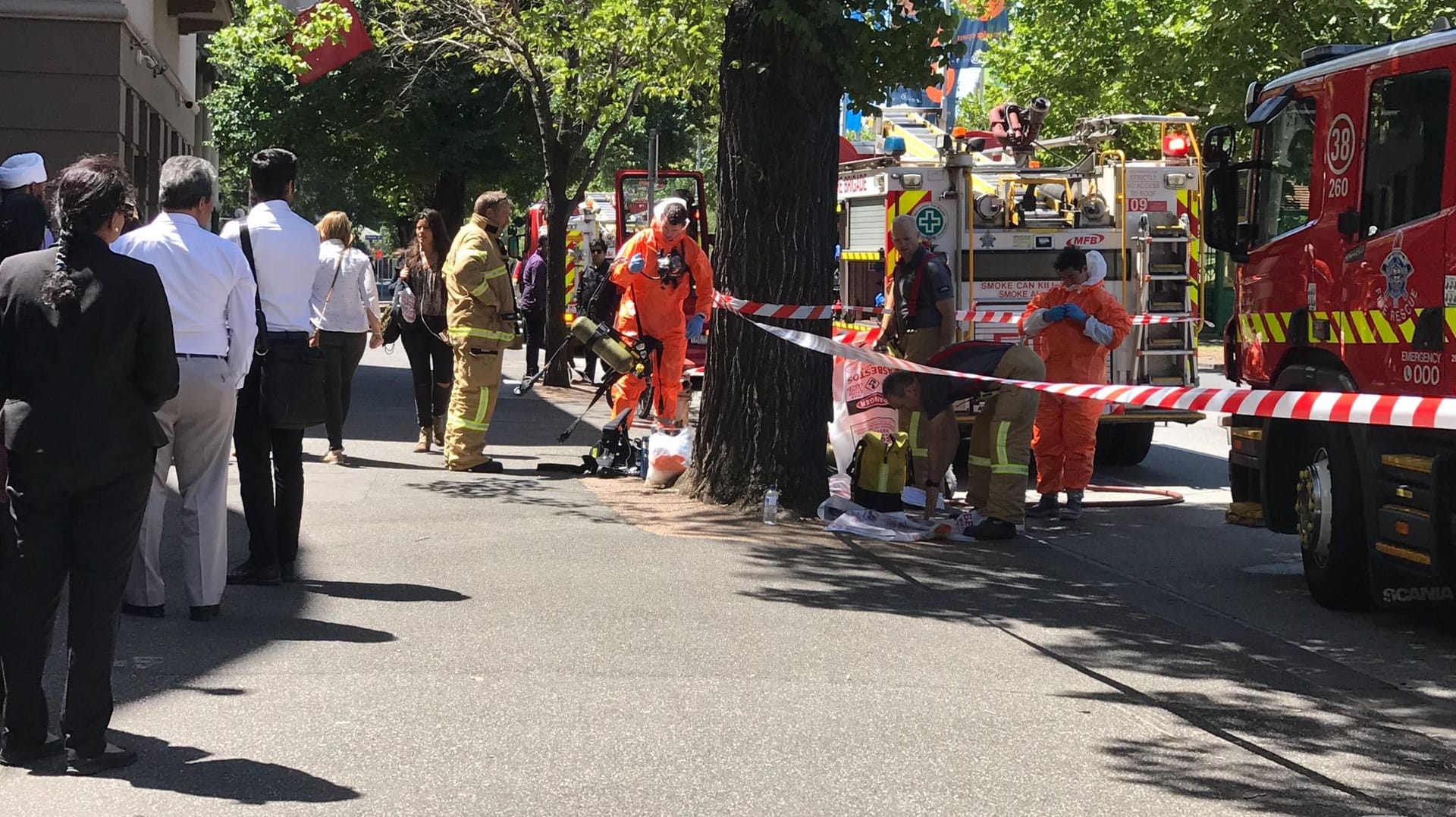 Verdächtige Päckchen in Melbourne und Canberra gefunden. Verdächtige Päckchen in Melbourne und Canberra gefunden.