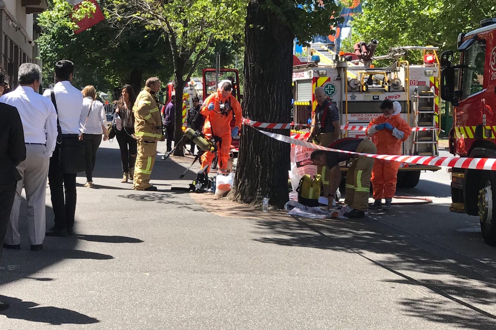 Verdächtige Päckchen in Melbourne und Canberra gefunden.