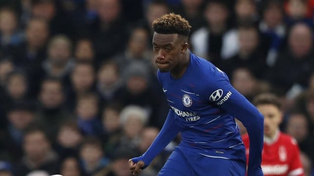 Der FC Bayern München möchte Callum Hudson-Odoi vom FC Chelsea verpflichten.