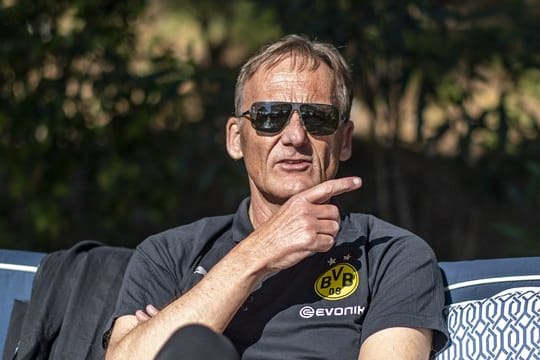 BVB-Geschäftsführer Hans-Joachim Watzke sieht den FC Bayern weiter als Favoriten auf den Meistertitel.