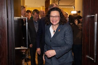 Andrea Nahles: SPD-Bundestagsabgeordnete beraten über den Kurs der Partei.