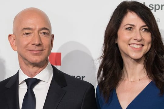 Amazon-Chef Jeff Bezos und seine Ehefrau MacKenzie Bezos 2018 in Berlin.