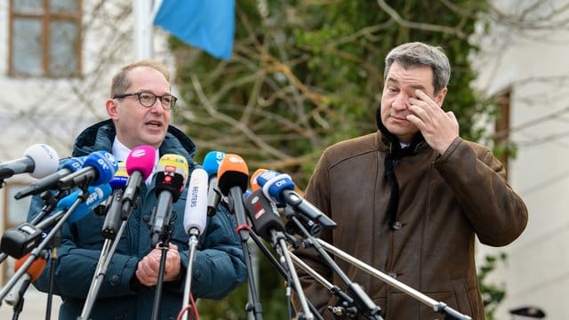 Alexander Dobrindt (l. Alexander Dobrindt (l.
