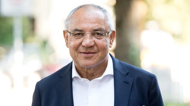 2Glaubt noch an die Meisterschaft für den FC Bayern: Felix Magath.