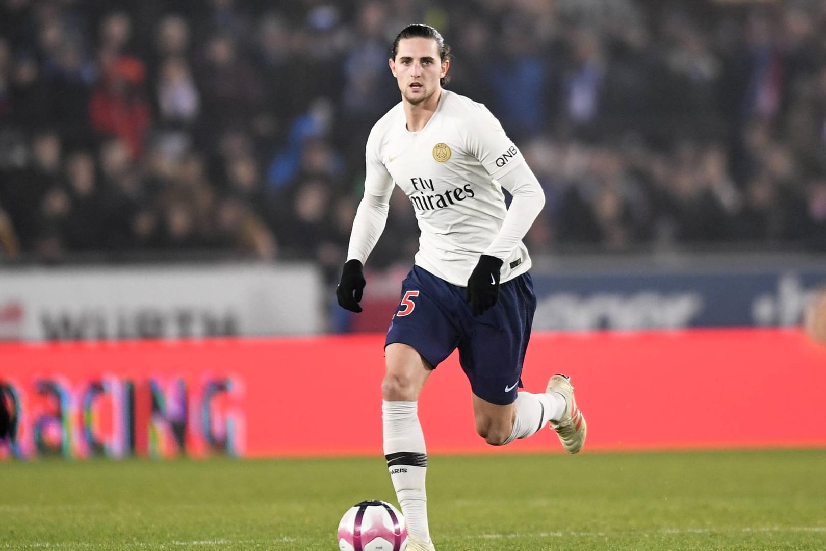 Eigengewächs: Adrien Rabiot durchlief bereits einige Jugendmannschaften von PSG und ist – mit Ausnahme eines halben Jahres beim FC Toulouse – seit 2010 für die Pariser aktiv.