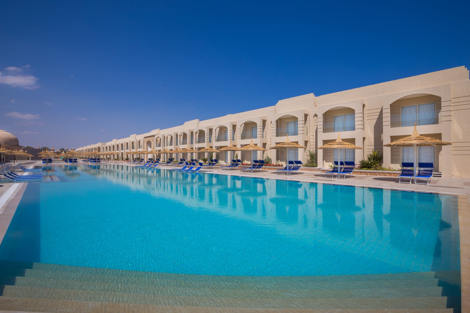 Poolanlage des Albatros Aqua Park Sharm: Das ägyptische Hotel verfügt über insgesamt 19 Pools.