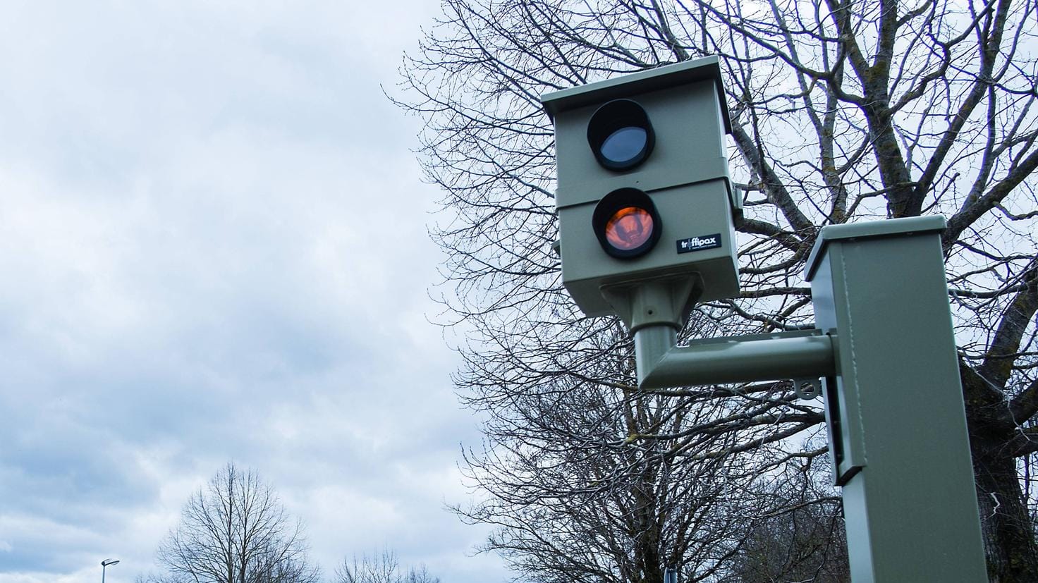 Blitzer: Ein verschärftes Tempolimit sollte dem französischen Staat hohe Mehreinnahmen bescheren. (Symbolbild)