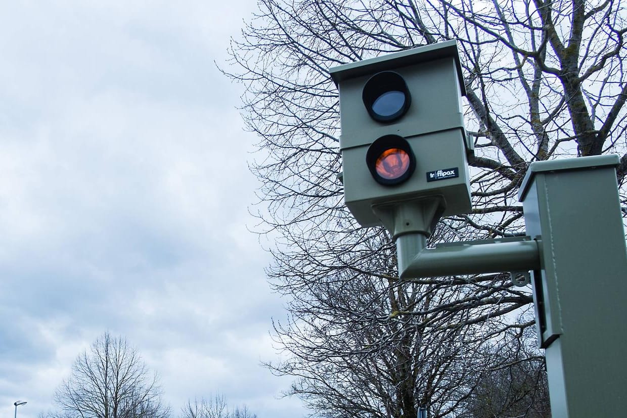 Blitzer: Ein verschärftes Tempolimit sollte dem französischen Staat hohe Mehreinnahmen bescheren. (Symbolbild)