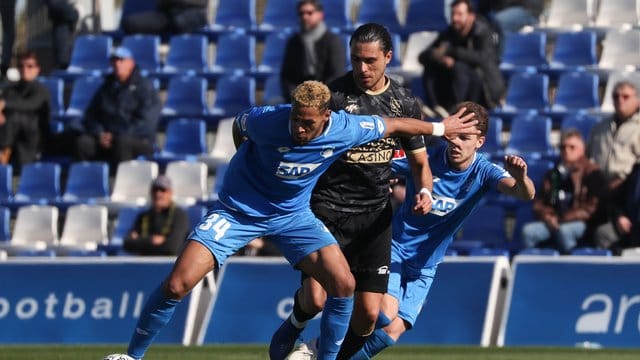 Hoffenheims Joelinton (l) traf gleich dreimal gegen St. Hoffenheims Joelinton (l) traf gleich dreimal gegen St.