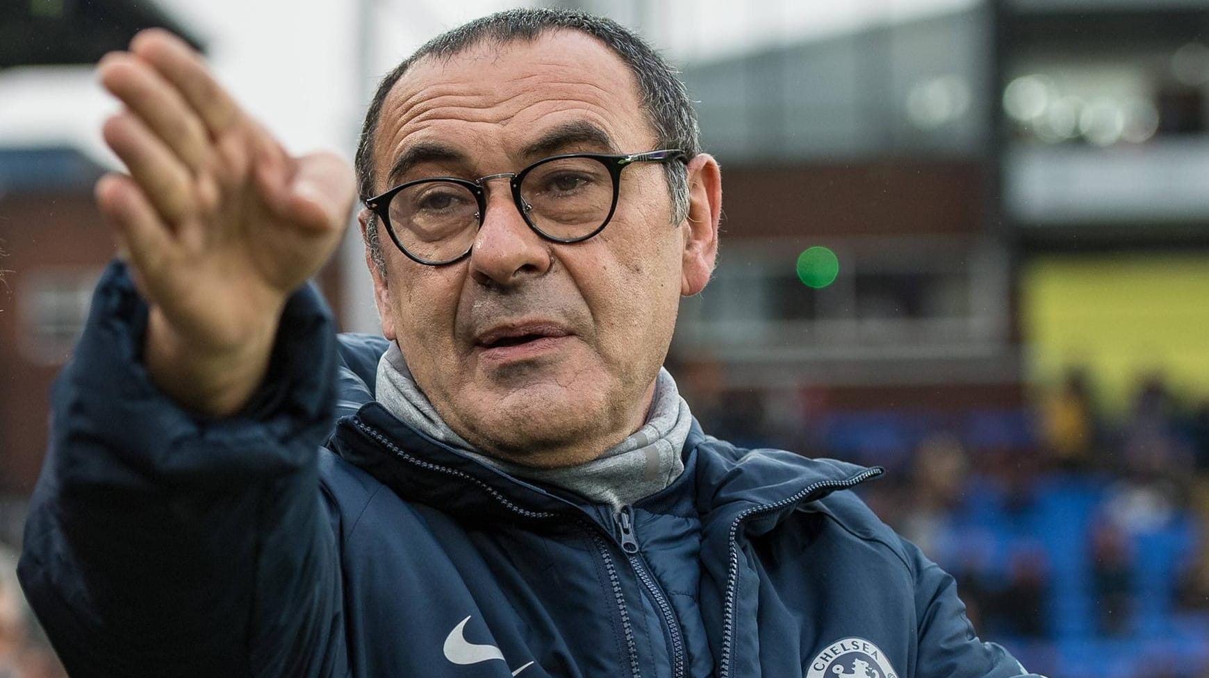 Verärgert: Maurizio Sarri kritisiert das Verhalten des FC Bayern scharf.