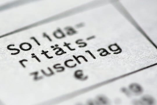 Ein Steuerbescheid mit dem Posten Solidaritätszuschlag.