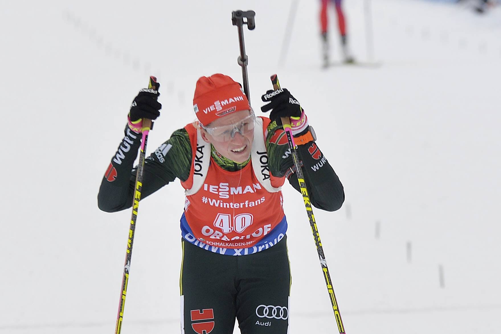 Glanzleistung: Franziska Hildebrand übergab trotz eines Sturzes im Staffelrennen als Führende.