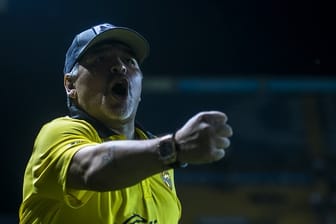 Diego Maradona trainiert erfolgreich den Zweitligaverein Dorados de Sinaloa.