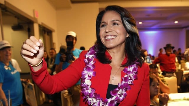 Tulsi Gabbard, Kongressabgeordnete der Demokraten aus Hawaii, will 2020 für das Amt des Präsidenten kandidieren. Tulsi Gabbard, Kongressabgeordnete der Demokraten aus Hawaii, will 2020 für das Amt des Präsidenten kandidieren.