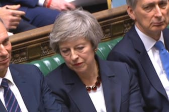 Theresa May im britischen Unterhaus: Am Dienstag will die britische Premierministerin über ihren Brexit-Deal abstimmen lassen.