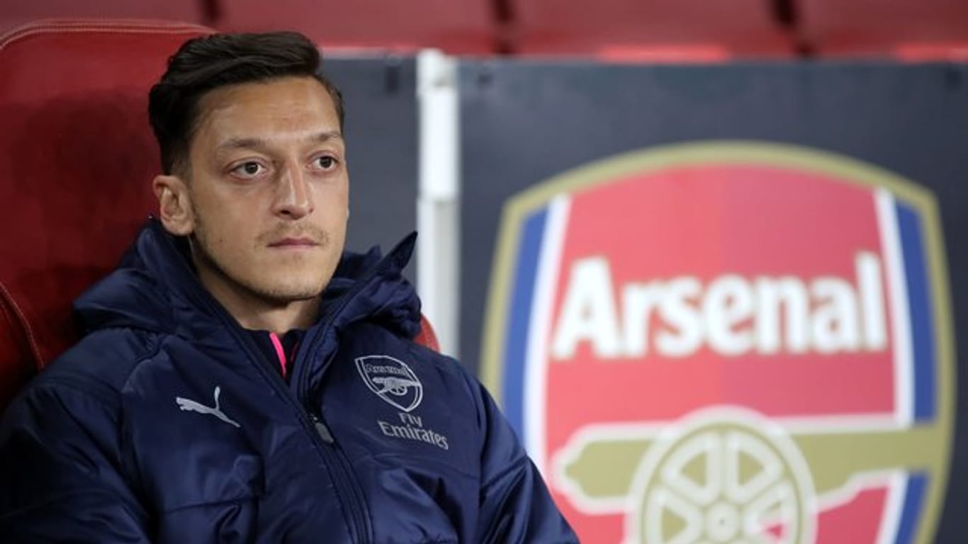 Es läuft für Mesut Özil derzeit beim FC Arsenal nicht rund.
