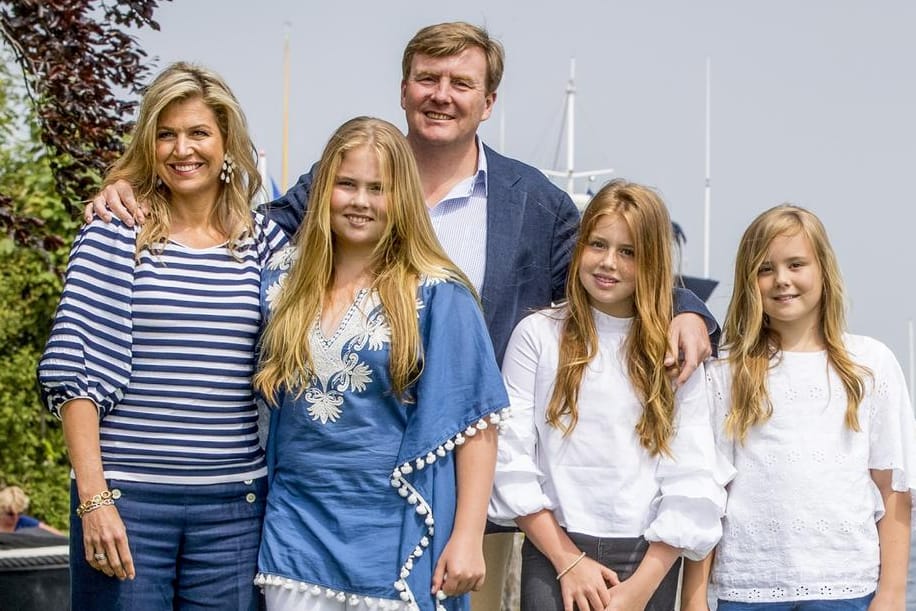 Königin Máxima, Prinzessin Amalia, König Willem-Alexander, Prinzessin Alexia und Prinzessin Ariane: Die fünf wohnen jetzt in einem Schloss.