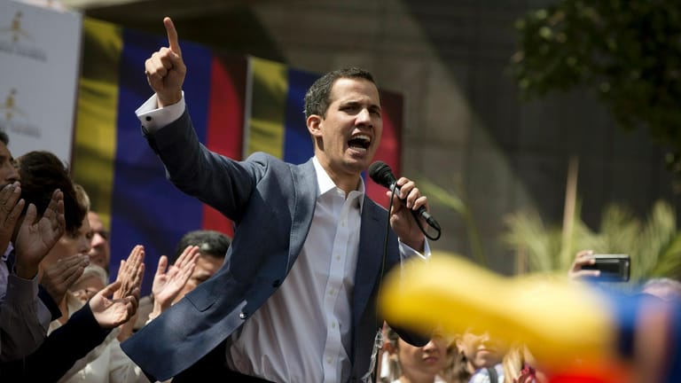 Juan Guaido: Der Parlamentspräsident hatte Maduro am Freitag offen herausgefordert.
