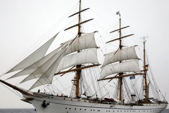 Der 1958 gebaute Marine-Segelschulschiff "Gorch Fock" wird seit 2016 überholt.