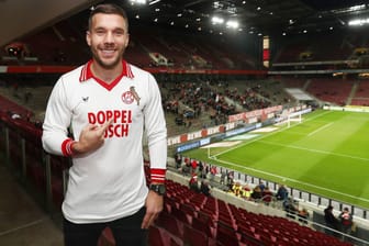 Kölsche Jung: Podolski bei einem Termin im Kölner Stadion im Dezember.