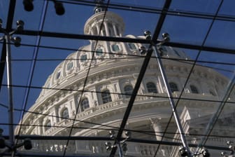 Blick auf das Kapitol in Washington: Hunderttausende Bundesbedienstete Amerikaner sind derzeit von dem "Shutdown" der US-Regierung betroffen.