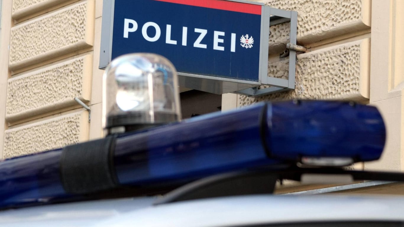 Polizeistation in Österreich: Der 19-Jährige Ex-Freund der getöteten 16-Jährigen ist dringend tatverdächtig. (Symbolfoto)