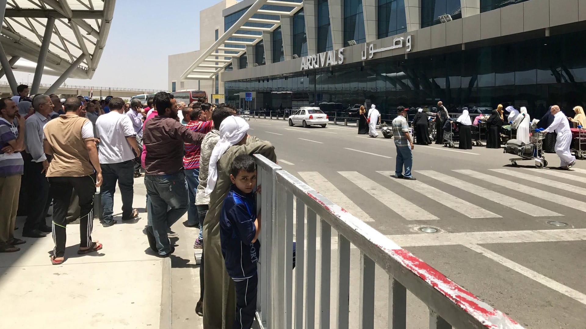 Flughafen Kairo: Von dort wurde am Montag der zweite Deutsche abgeschoben, der in Ägypten als verschwunden galt. Flughafen Kairo: Von dort wurde am Montag der zweite Deutsche abgeschoben, der in Ägypten als verschwunden galt.