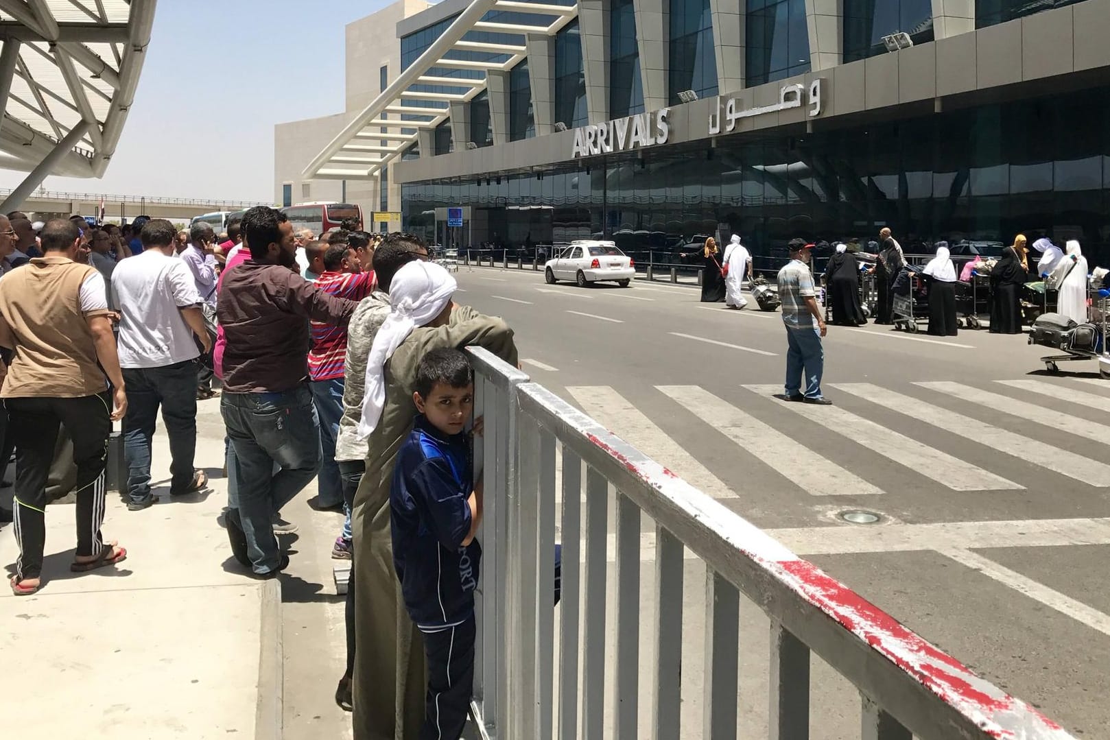 Flughafen Kairo: Von dort wurde am Montag der zweite Deutsche abgeschoben, der in Ägypten als verschwunden galt.