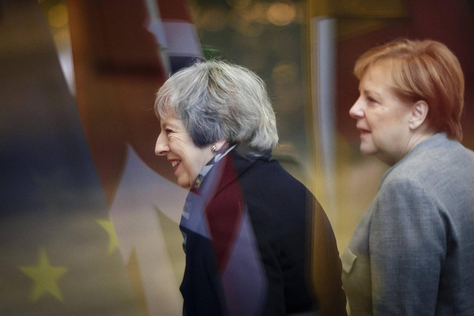 Großbritanniens Premierministerin Theresa May mit Bundeskanzlerin Angela Merkel: Ein Großteil der Deutschen würde einen Verbleib der Briten in der Europäischen Union begrüßen.