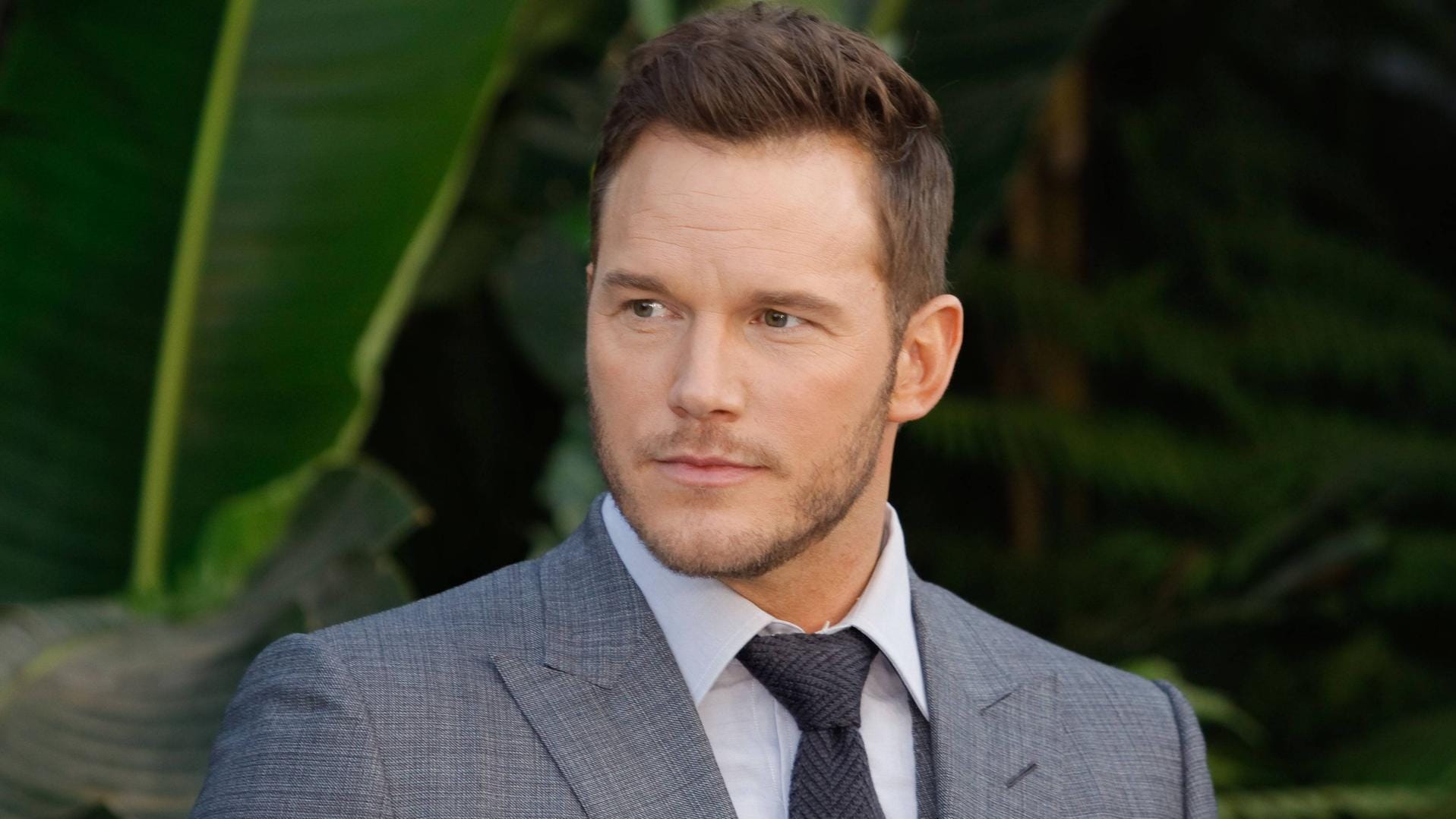 Chris Pratt: Der 39-Jährige hat sich mit seiner zehn Jahre jüngeren Freundin verlobt.