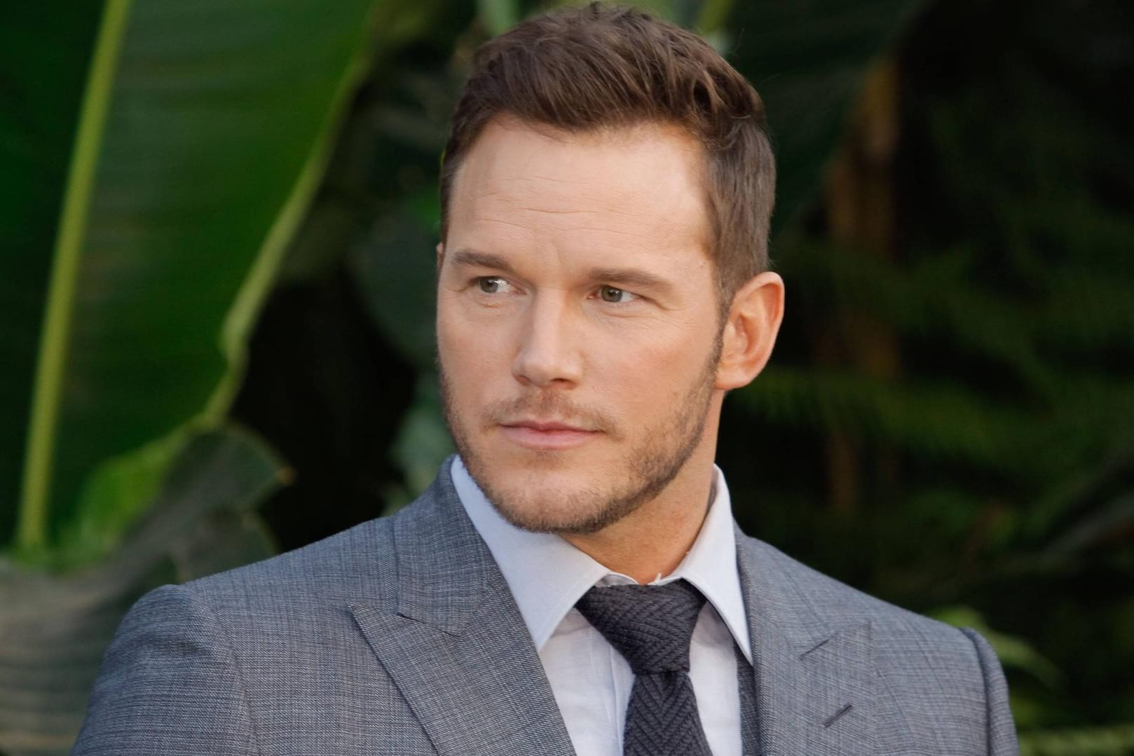 Chris Pratt: Der 39-Jährige hat sich mit seiner zehn Jahre jüngeren Freundin verlobt.