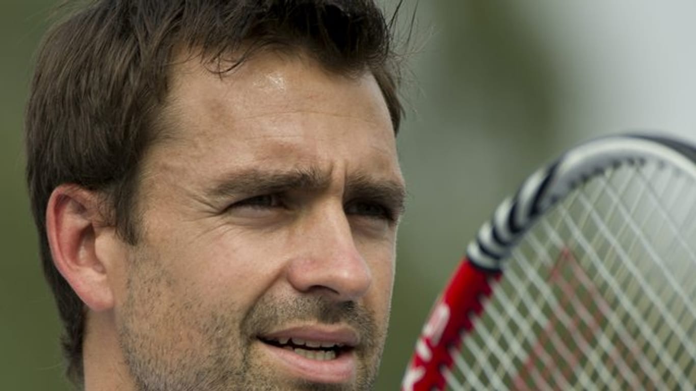 Ex-Tennisprofi Nicolas Kiefer favorisiert für die Australian Open Novak Djokovic, traut Alexander Zverev den Coup aber zu.