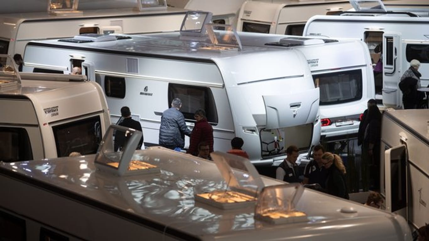 Caravans auf der Reisemesse CMT in Stuttgart.