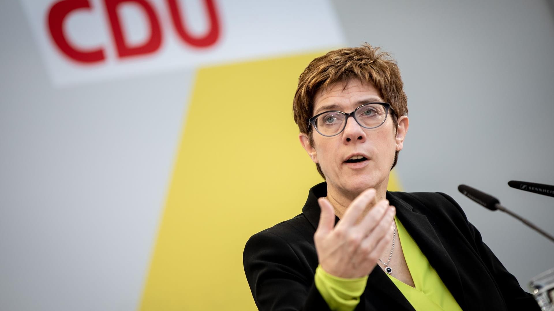 Annegret Kramp-Karrenbauer: Die Bundesvorsitzende der CDU hat bei der Klausur in Potsdam über die Schwerpunkte der Partei festgezurrt. Annegret Kramp-Karrenbauer: Die Bundesvorsitzende der CDU hat bei der Klausur in Potsdam über die Schwerpunkte der Partei festgezurrt.
