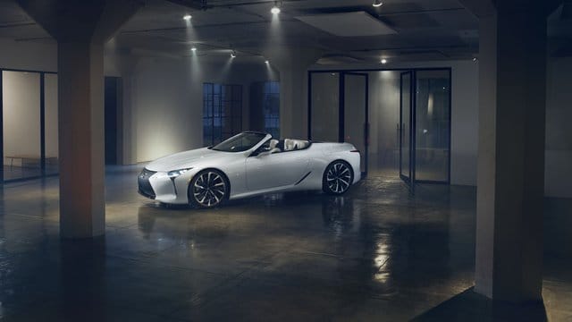 Das Lexus LC Cabrio zeigt sich den Besuchern der Detroit Motor Show 2019 lediglich als Studie.