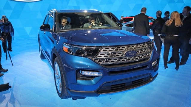 In den USA ist der Ford Explorer der wichtigste Geländewagen der Marke. In den USA ist der Ford Explorer der wichtigste Geländewagen der Marke.