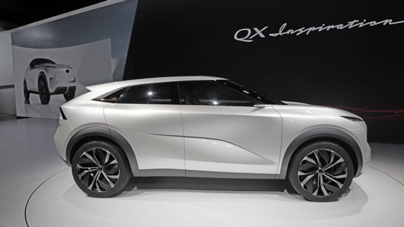 Studie für die nahe Zukunft: So wie der QX Inspiration könnte das erste elektrische SUV der Nissan-Marke Infiniti in zwei, drei Jahren aussehen.